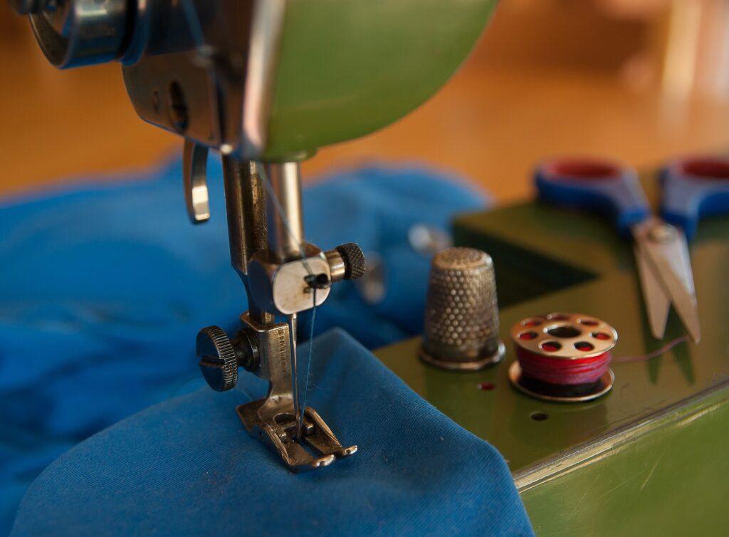 Bonus réparation textile : les avis divergent chez les artisans